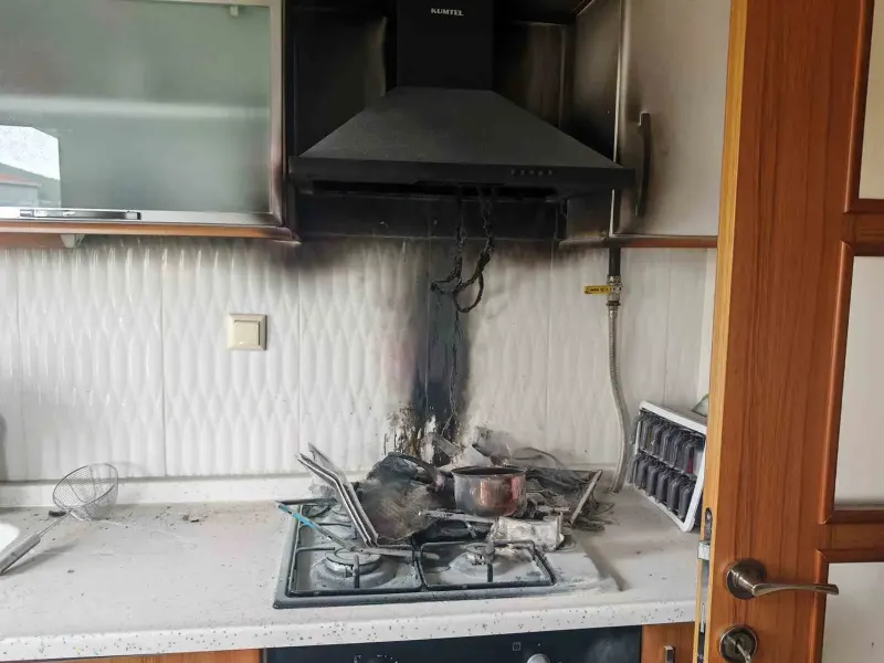 Muğla Menteşe'de Mutfakta Unutulan Yağ Paniğe Neden Oldu