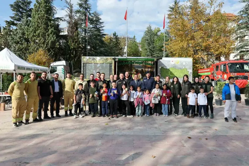 Bilecik'te Yeşil Vatan Tırı İle Öğrencilere Doğa Bilinci Aşılandı