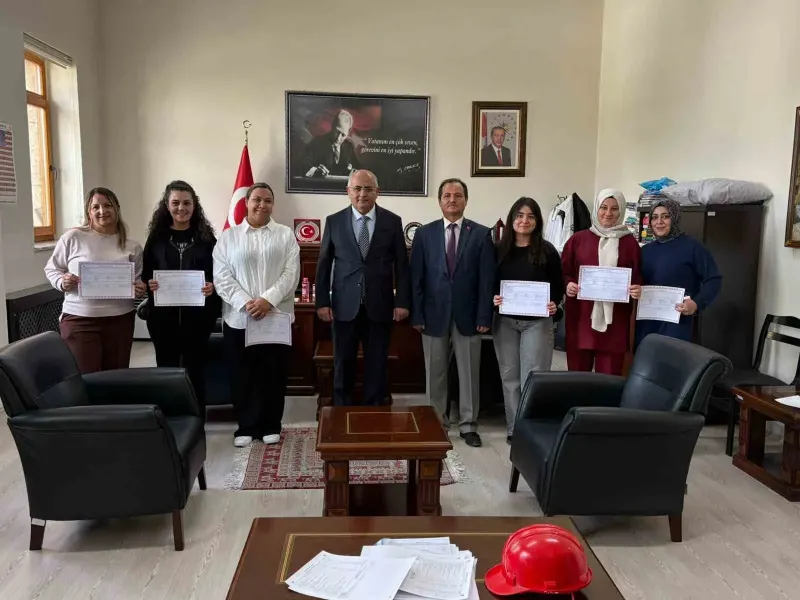 Isparta Valiliğinde Personele Yönelik Uygulamalı Yangın Tatbikatı Düzenlendi