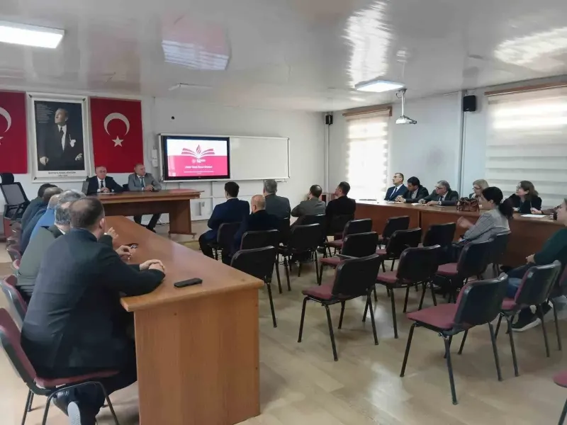 Sarıgöl'de Ortak Sınav Süreci İçin Müdürler Bir Araya Geldi