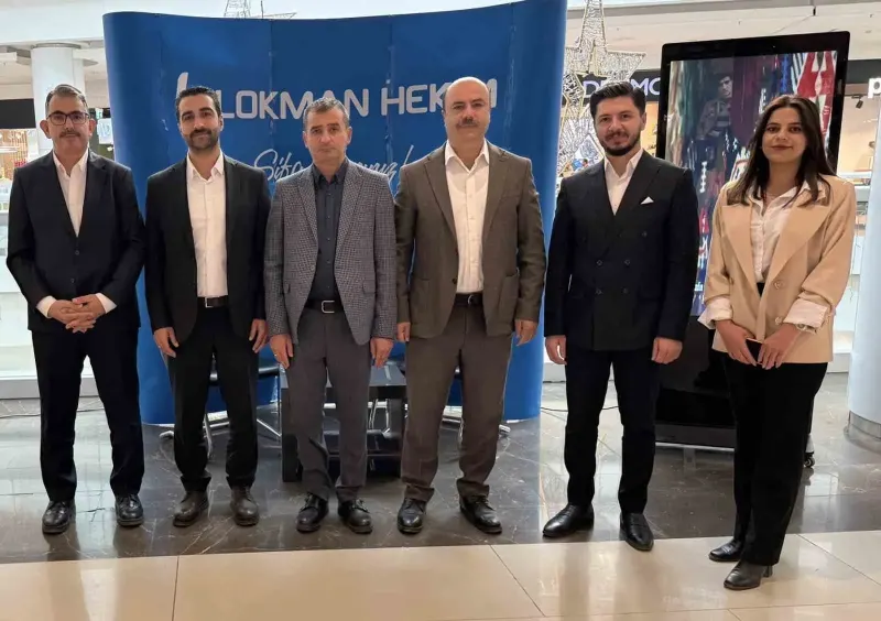 Lokman Hekim Van Hastanesi Van AVM'de Hasta Hakları İçin Stant Açtı