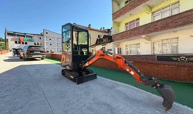 Yenice Belediyesinin araç filosuna mini ekskavatör desteği