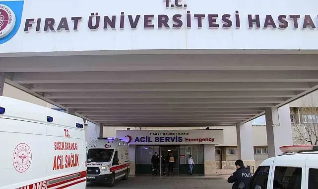 Elazığ'da otomobilin çarptığı motosiklet sürücüsü hayatını kaybetti