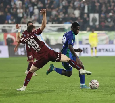 Trabzonspor Deplasmanda Çaykur Rizespor'u 4-3 Yendi