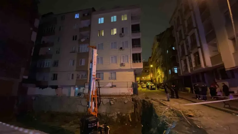 Bahçelievler’de Temel Kazısı Nedeniyle İki Binanın Zemininde Çökme
