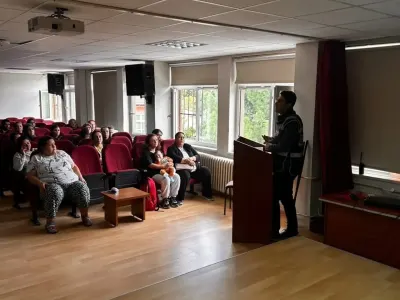 Aydın Karpuzlu'da Velilere ve Okul Personeline Kapsamlı Güvenlik Eğitimi Verildi
