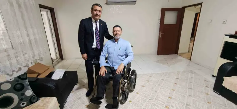 MHP Diyarbakır İl Başkanı Özcoşkun Engelli Vatandaşın İsteğini Geri Çevirmedi
