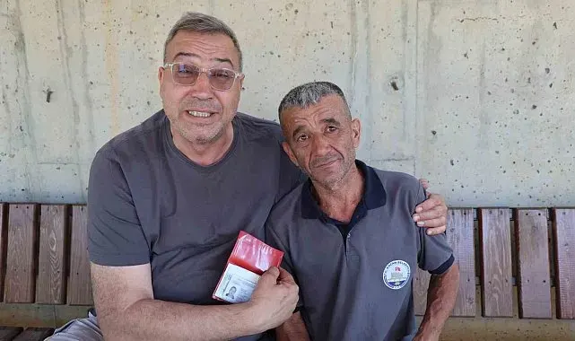 Kozanlı gurbetçi cüzdanını kaybettiğini gelen telefonla öğrendi