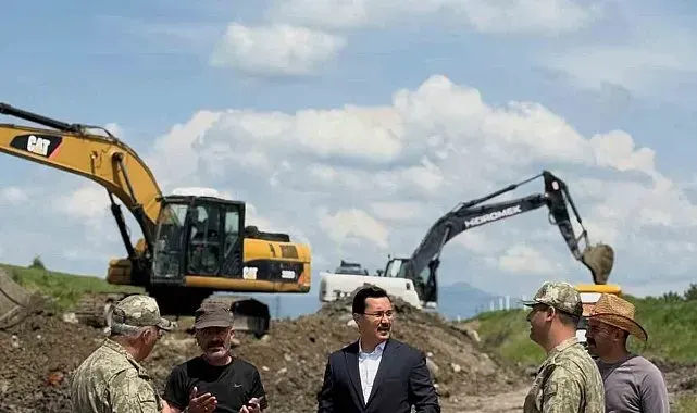 Kaymakam Demirtaş demiryolu şantiyesinde incelemelerde bulundu