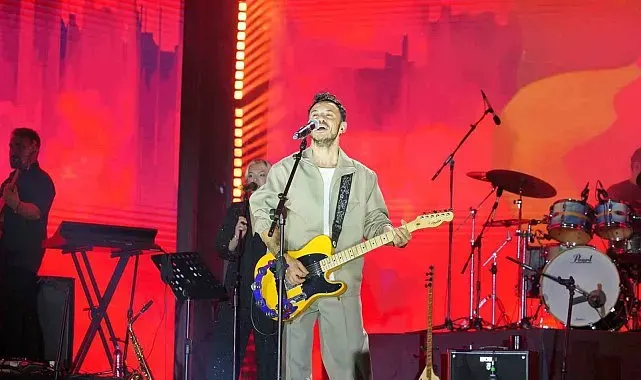 Kültür Yolu Festivali: Buray konserinde kavga