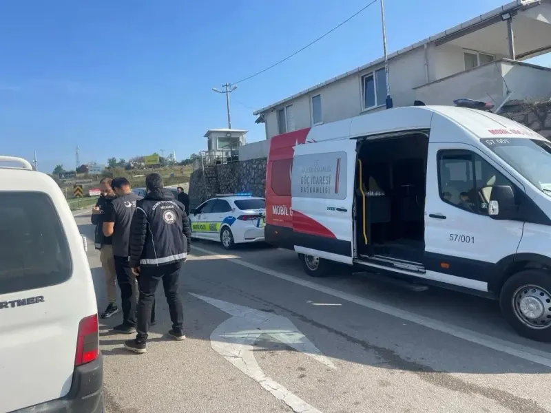 Sinop'ta Düzensiz Göç Denetimi ve Geniş Çaplı Huzur Uygulaması