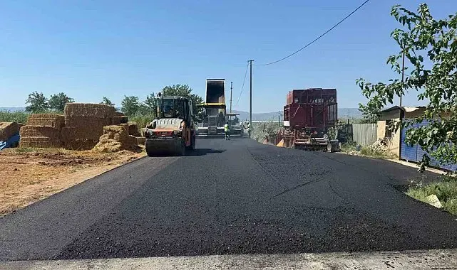 Aydın'ın tüm ilçelerinde eş zamanlı yol çalışmaları sürüyor