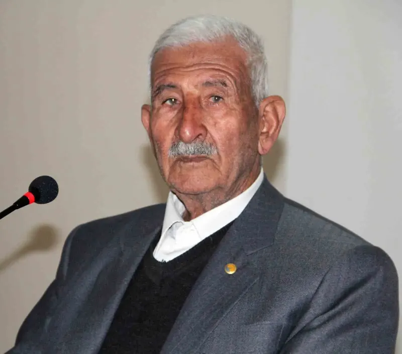 Bitlis Ahlat'ta 86 Yıllık Caddenin İsmi Taş Ustası Tahsin Kalender Adıyla Değiştirildi