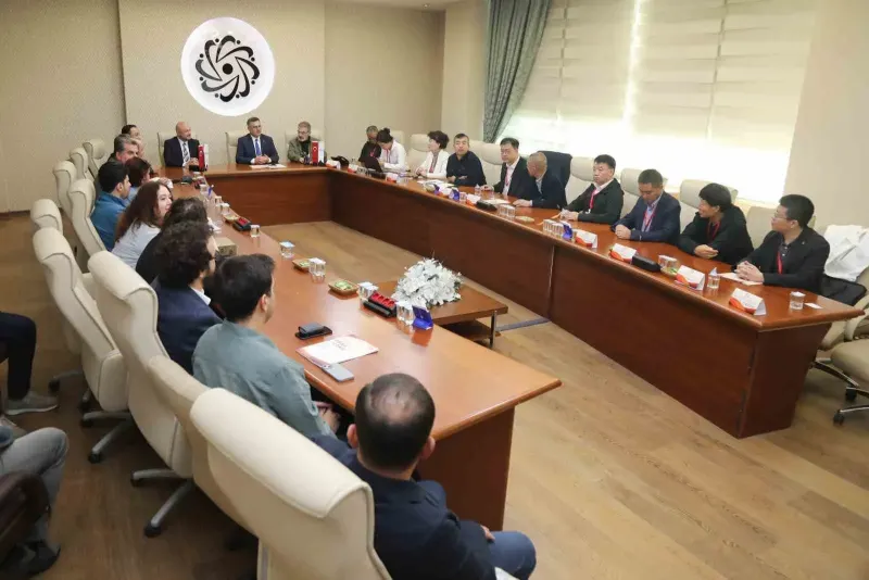 Bursa Teknik Üniversitesi Ve Çinli Heyetten Bilimsel İş Birliği Adımı