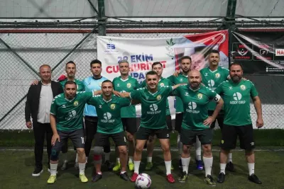 Edremit Belediyesinden Düzenlenen Cumhuriyet Kupasında Şampiyon Değişmedi