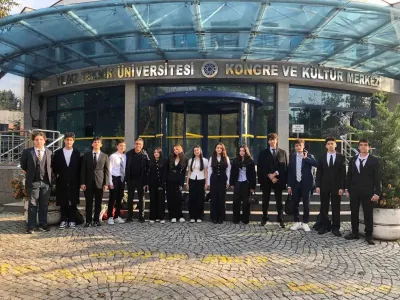 İhlas Koleji Öğrencilerinden YTUMUN Konferansında Önemli Diploması Başarısı