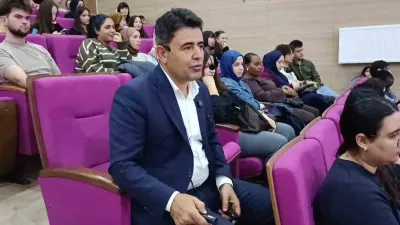 Bakan Yardımcısı Boyraz’dan Bartın Üniversitesi Öğrencilerine Milli Hızlı Tren Övgüsü