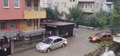 Fethiye'de Şiddetli Sağanak Yağış Evleri Ve Seraları Su Altında Bıraktı
