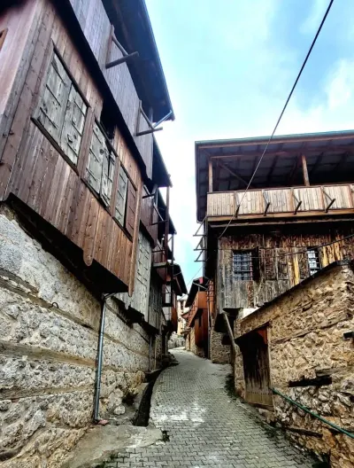 Erzincan Kemaliye Tarihi Eğin Evleri İle Geleneksel Mimarisi Yaşatılıyor