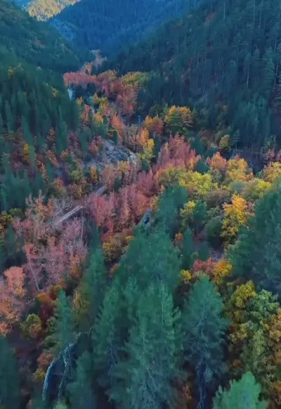 Kahramanmaraş Andırın İlçesinde Sonbahar Manzaraları Hayran Bırakıyor