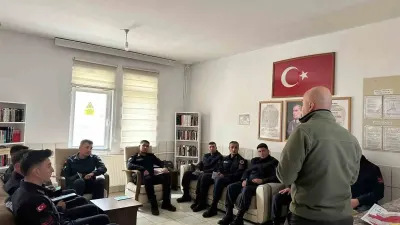 Bayburt'ta Jandarma Personeline Kaçak Avcılıkla Mücadele Eğitimi Verildi