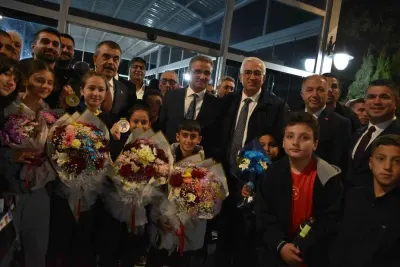 Balkan Şampiyonu Judocular Erzurum'da Çiçeklerle Karşılandı