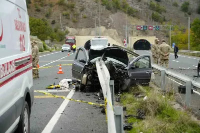 Gümüşhane’de Bariyerlere Saplanan Otomobil Kazasında 1 Kişi Yaşamını Yitirdi