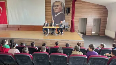 Nazilli'de İlçe Milli Eğitim Müdürü Güner Öğrencilerle Buluştu