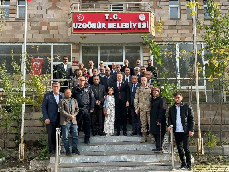 Bulanık Kaymakamı Ömer Övünç Koşansu Erentepe ve Uzgörür Beldelerini Ziyaret Etti