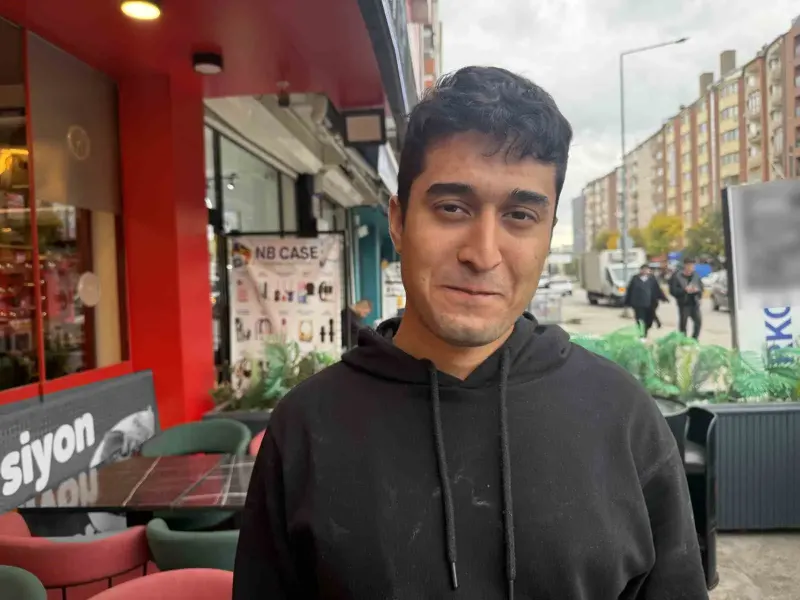 Eskişehir’de Dönercide Hesap Ödemeyen Müşteriler Çitten Atlayarak Kaçtı