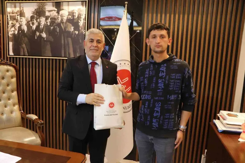 KPSS Notuyla Gündeme Gelen Esnaf Müftülükte Ağırlandı