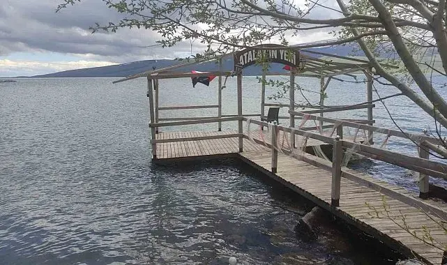 Çıldır Gölü'nün su seviyesi yükseldi
