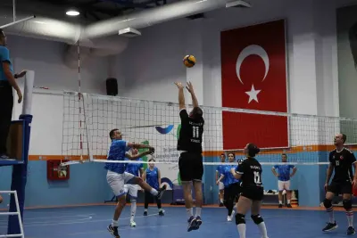 Muğla Büyükşehir Belediyesi Çalışanları Cumhuriyet Kupası'nda Ter Döktü