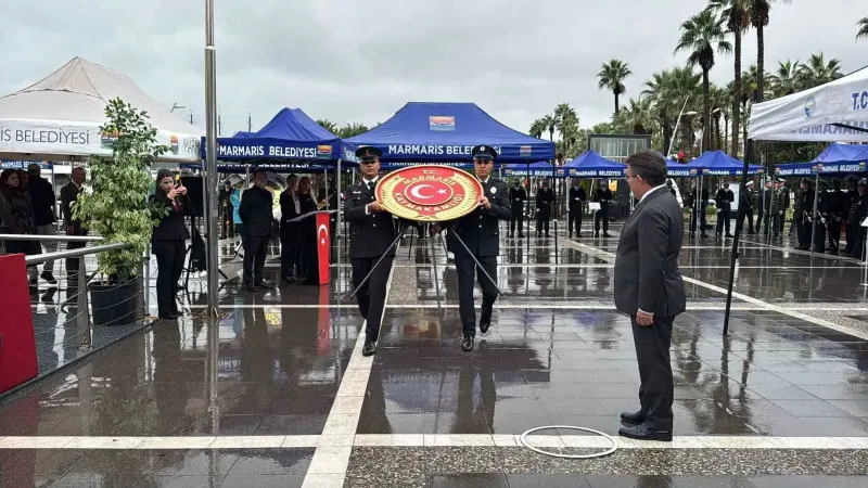 Marmaris’te 29 Ekim Çelenk Sunma Töreni Yağmur Altında Yapıldı