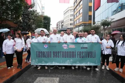 Trabzon Gastronomi Festivali Renkli Kortej Yürüyüşü İle Başladı