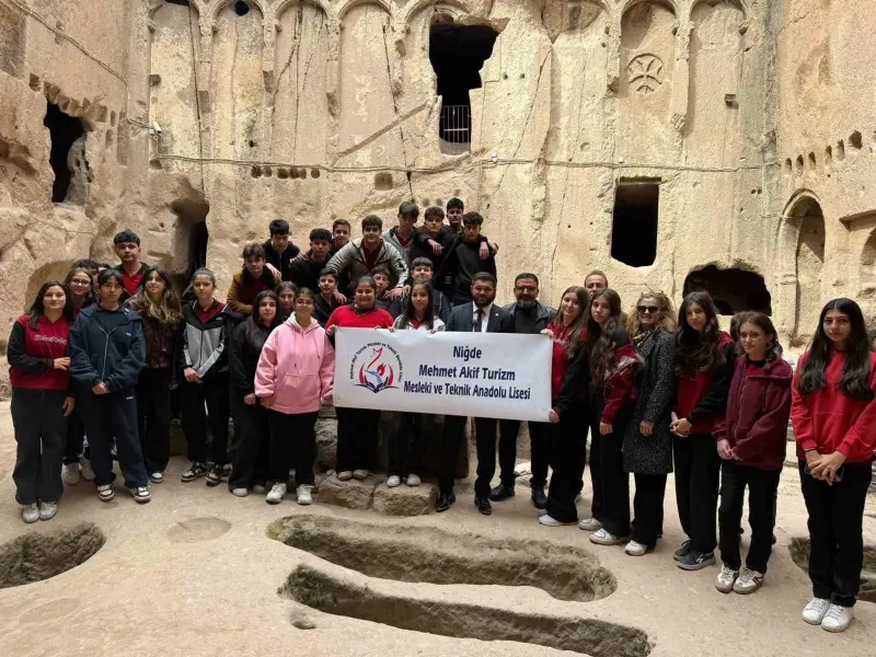 Tarihi Gümüşler Manastırı Öğrenciler İçin Sınıfa Dönüştü