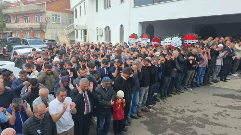 Zonguldak'ta Okulda Rahatsızlanan 9 Yaşındaki Ömer Halis Toprağa Verildi