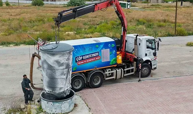 Meram'da konteyner temizlikleri hız kazandı