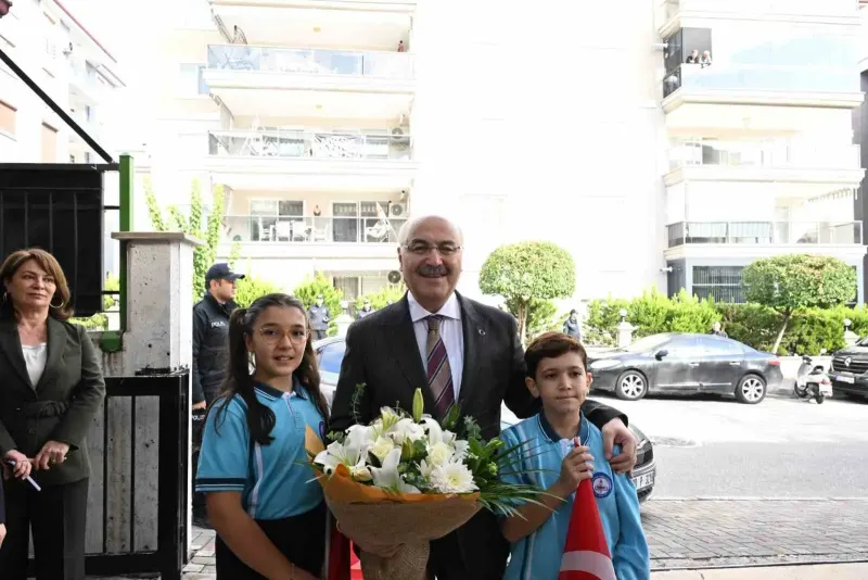Denizli'de Millî Mücadele Kahramanı Ahmet Hulusi Efendi Öğrencilere Anlatılıyor
