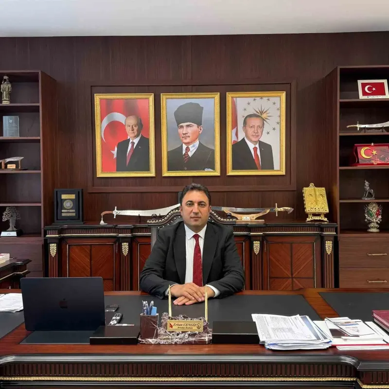 Kuluncak Belediye Başkanı Erhan Cengiz'den 29 Ekim Cumhuriyet Bayramı Kutlaması