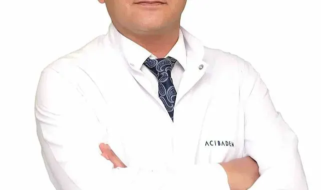 Uzmandan 'badem göz' trendi uyarısı: "Kişinin yüz yapısı, kaş pozisyonu ve orta yüz anatomisi birlikte değerlendirilmelidir"