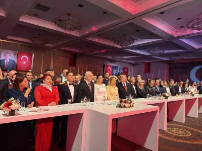 İstanbul'da Cumhuriyet'in 103'üncü Yılı Coşkuyla Kutlandı