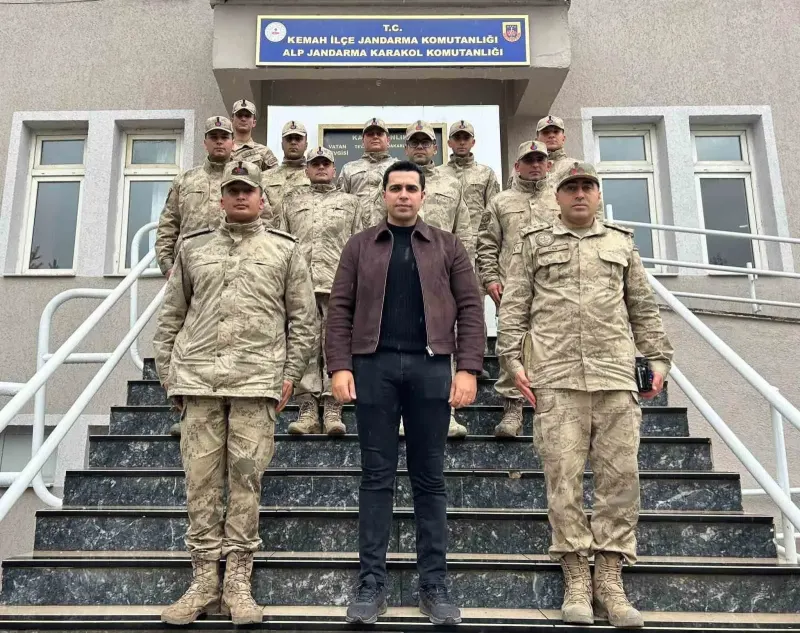 Kemah Kaymakamı Resul Tutay Alp Jandarma Karakolu'nu Ziyaret Etti