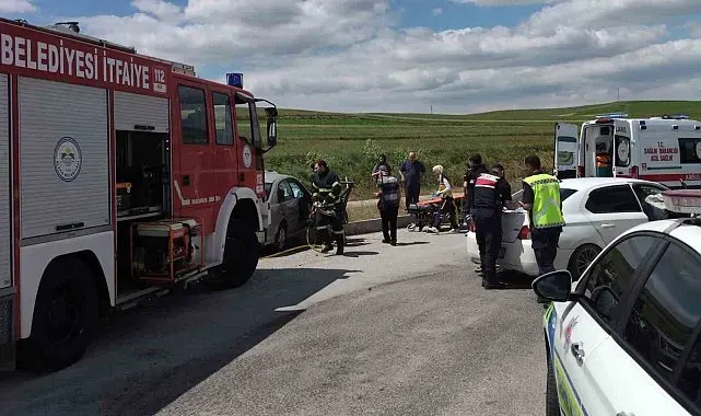 Çorum'da iki otomobil çarpıştı: 1 yaralı