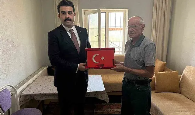 Tomarza'da şehit babalarına 'Babalar Günü' sürprizi