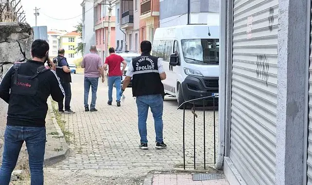 Eskişehir'de 17 yaşındaki çocuk, bir kişiyi pompalı tüfekle vurdu