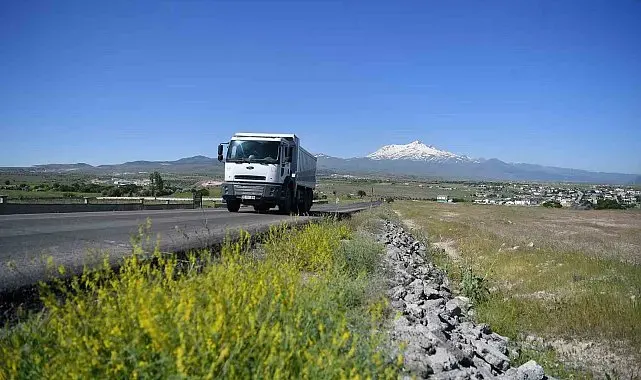 Başkan Büyükkılıç: "Kırsala 43.7 milyon TL'lik daha ulaşım yaptık"