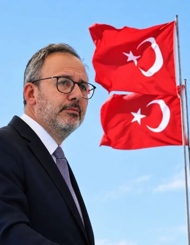 Mehmet Kasapoğlu'ndan 29 Ekim Mesajı: Cumhuriyet Geleceğimizin Teminatıdır