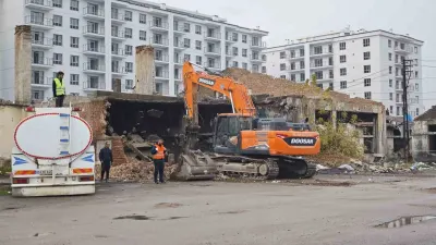 Sivas'ta 26 Yıllık Eski Sanayi Kentsel Dönüşümünde Yıkımlar Başladı