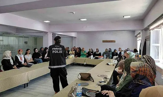 Erzincan'da 7 bin 288 kişiye uyuşturucuyla mücadele eğitimi verildi